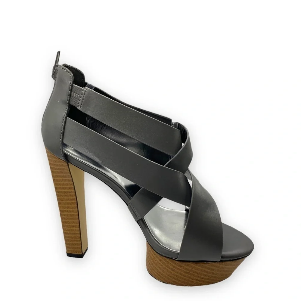 𝅺just Fab Hazel Gray and Brown Platform Heeled Sandals | Size 8.5